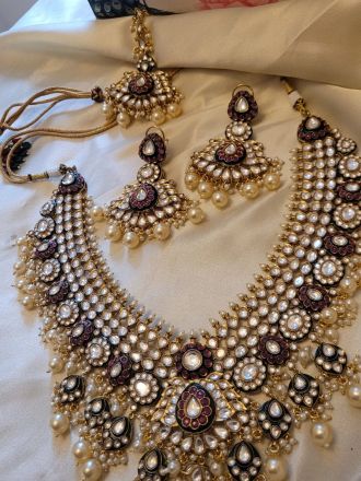 Necklace Set